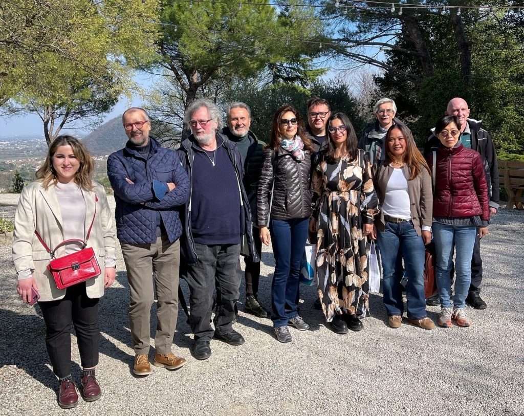 1a6e77d3 caed 415b 83af f53b7ba7afc5