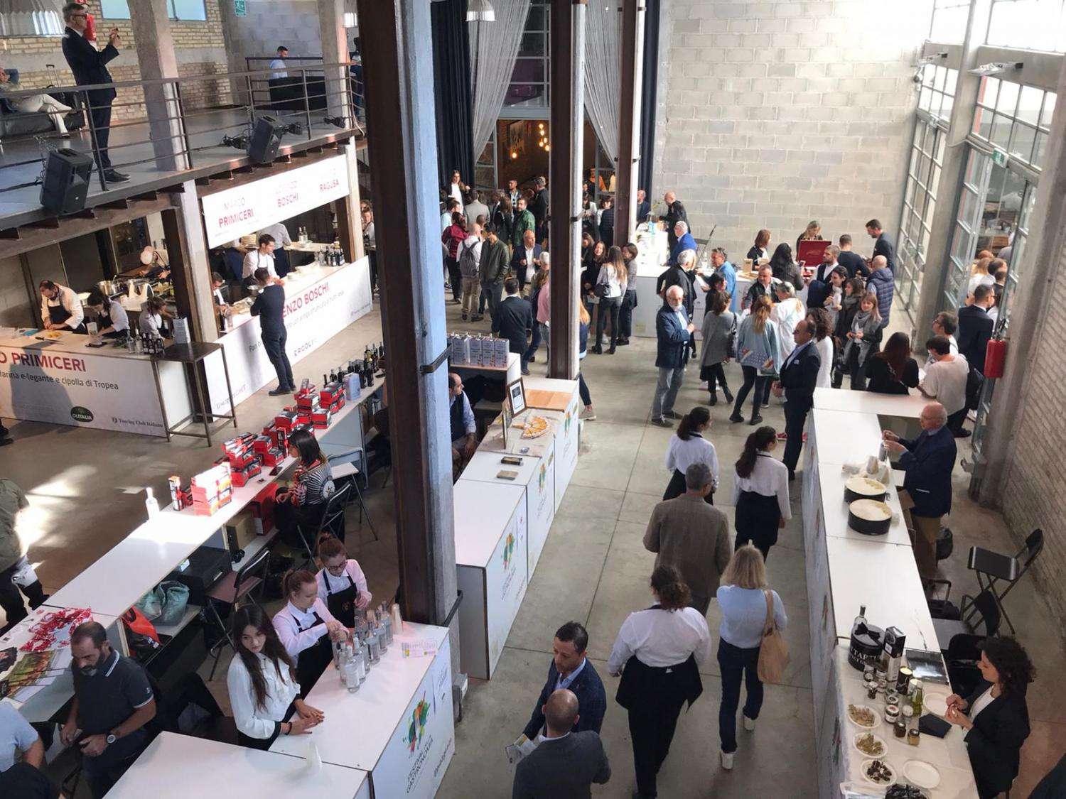 560c5512 2200 4b8c b956 43a5cb89b960