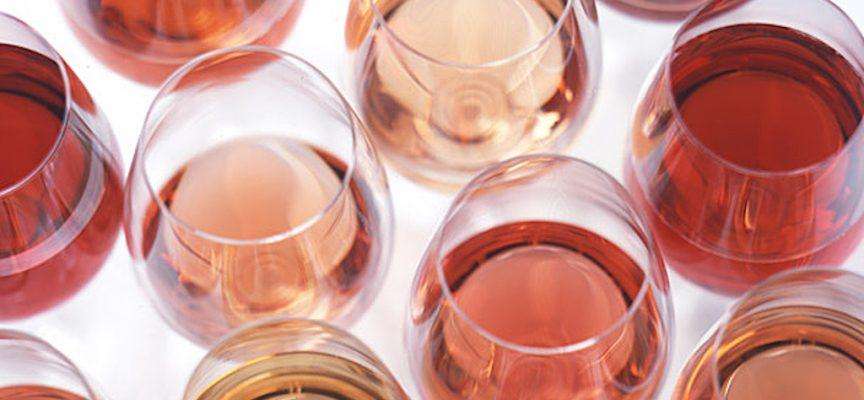 glasses of rose wine 864x400 c