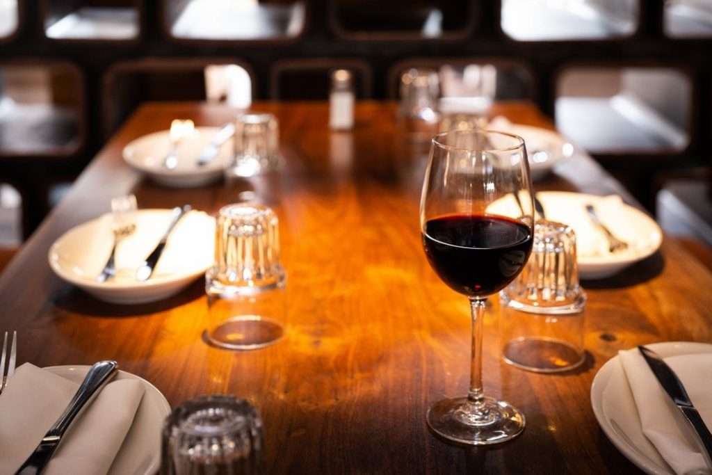 photo 1550066461 7b915dac329a