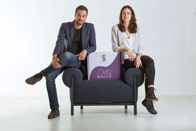 saraelucamenatosommelierwinebox