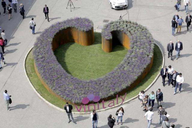 vinitaly 2015 cuore 640x427 1