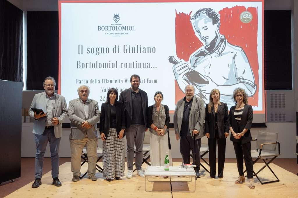 Sorelle Bortolomiol e relatori Evento 100 anni Photo © Mattia Mionetto 1