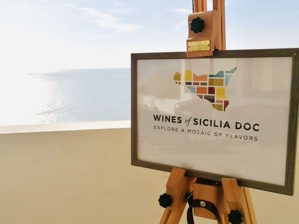 Sicilia-doc-nero-davola-wine-meridian