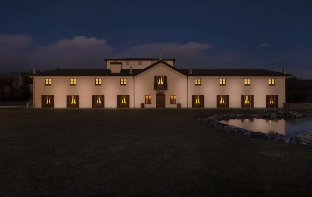 Villa Crespia esterno 2