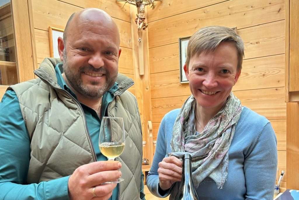 L'Essenza del Gusto e dell'Eleganza al Garberhof Un Rifugio per Amanti del Vino e dei Cocktail