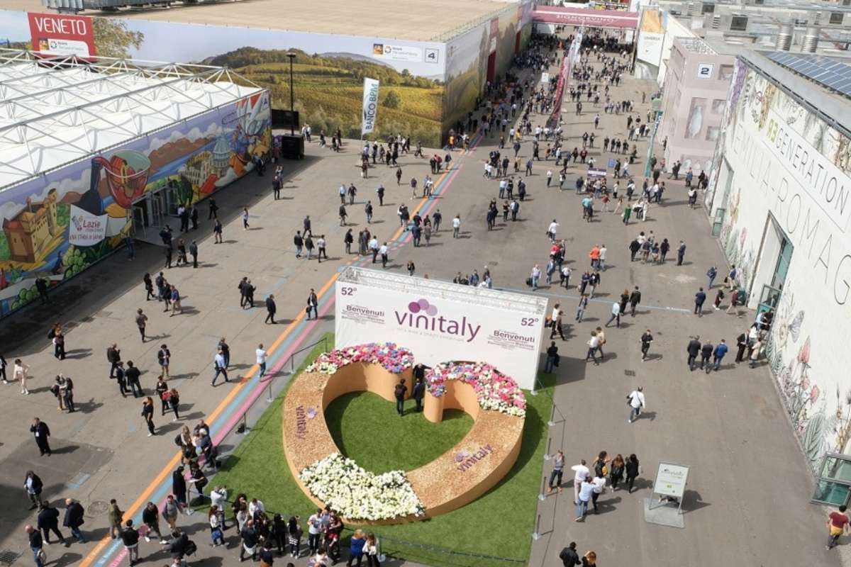 Vino e non solo, la forza delle filiere cooperative al Vinitaly