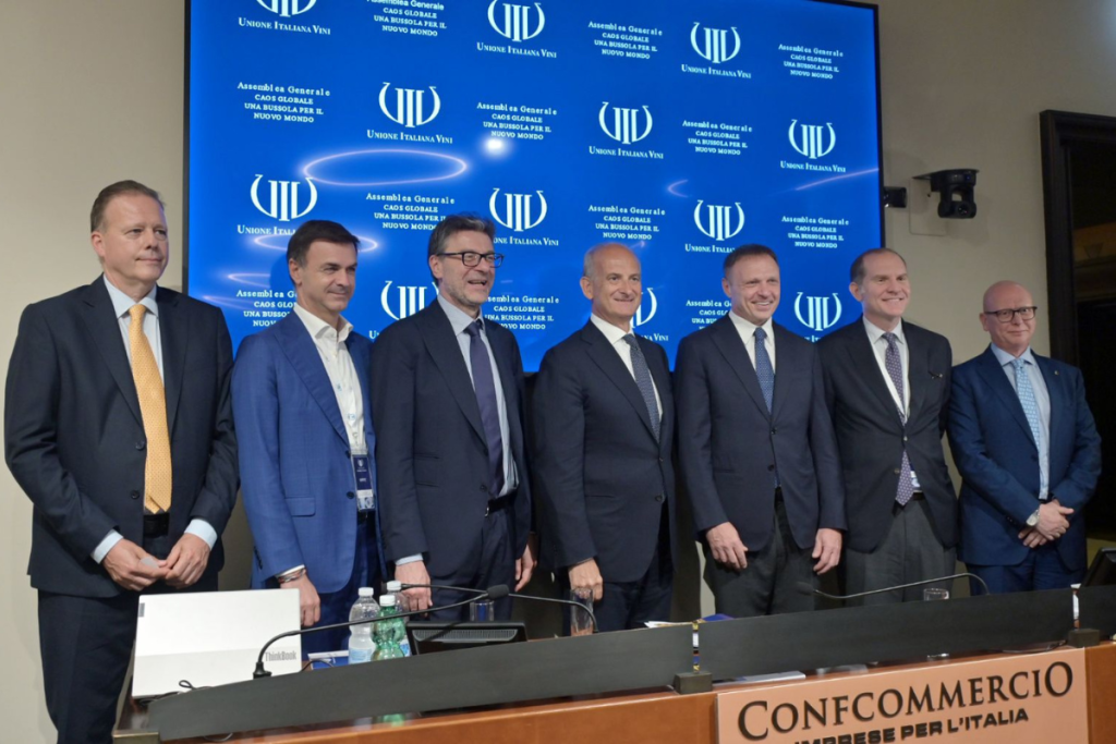 Lollobrigida, dealcolati sfida difficile, obiettivo non compromettere il posizionamento nei mercati