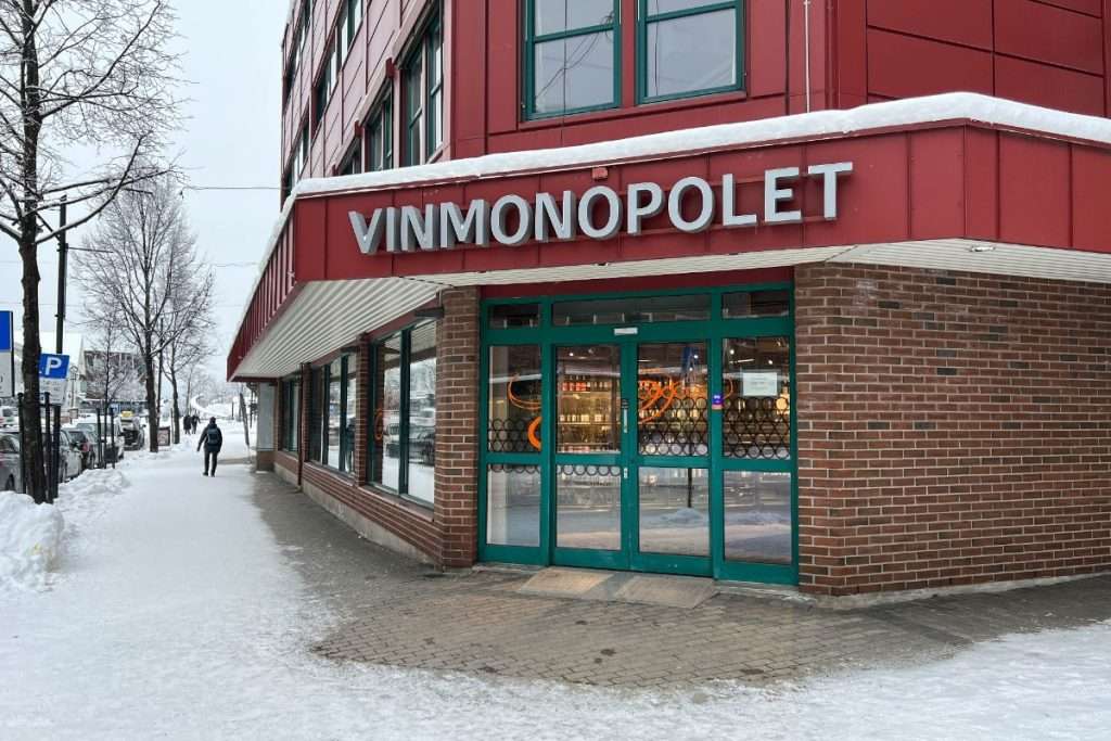 Vinmonopolet norvegia monopolio