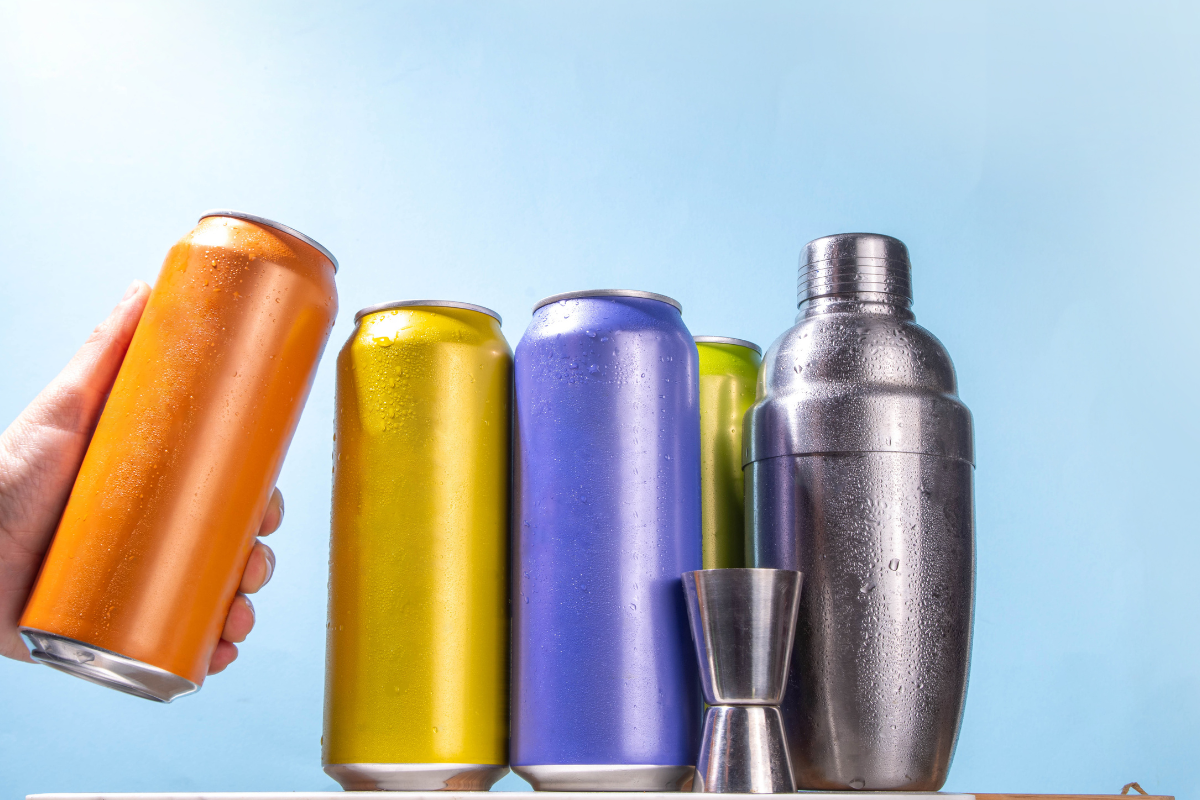 Ready To Drink le versioni alcoliche incuriosiscono gli italiani, soprattutto la GEN Z