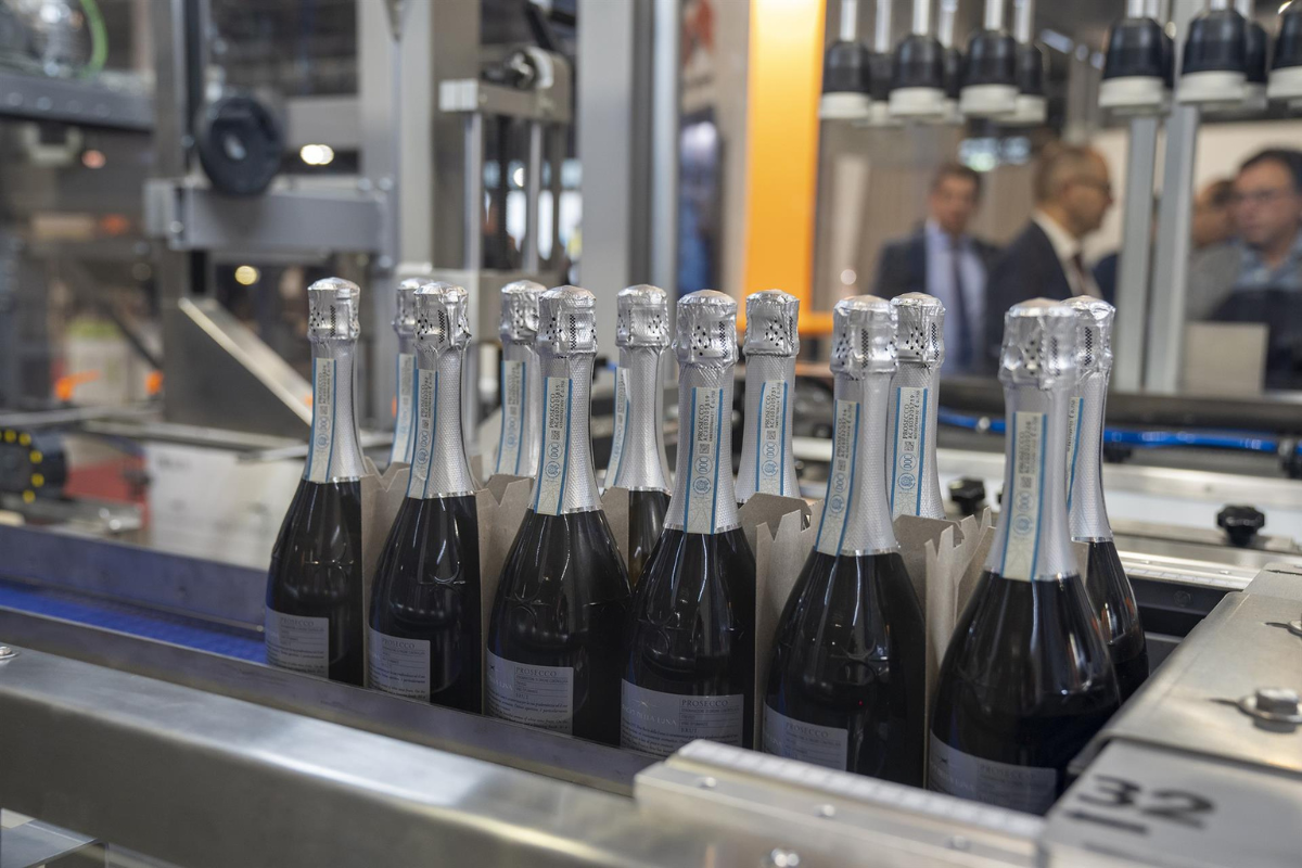 Macchine per bevande, enologia ed imbottigliamento un export in ripresa oltre i livelli pre pandemia