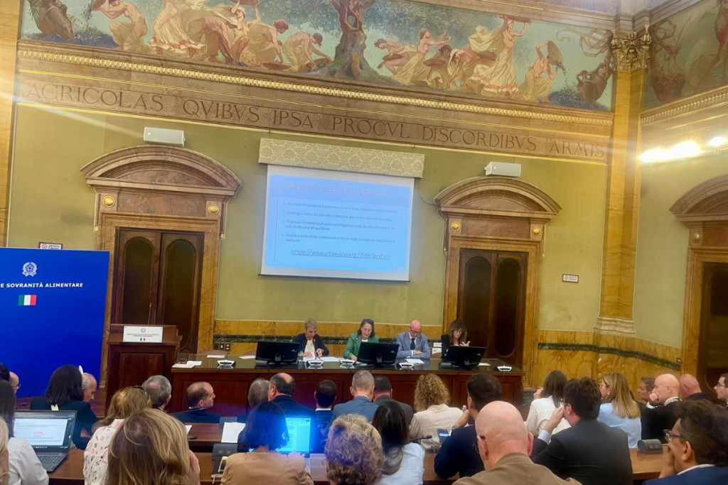 VITÆVINO In Difesa del Vino e della Convivialità Europea