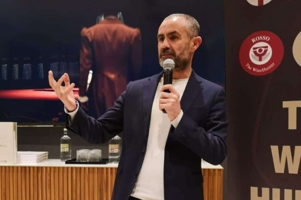 scrolliamoci di dosso la seriosità del vino