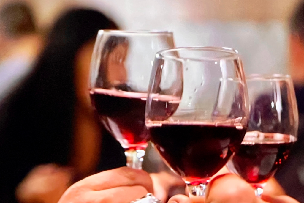 La stretta sul consumo di alcol alla guida mette in crisi il settore vitivinicolo italiano