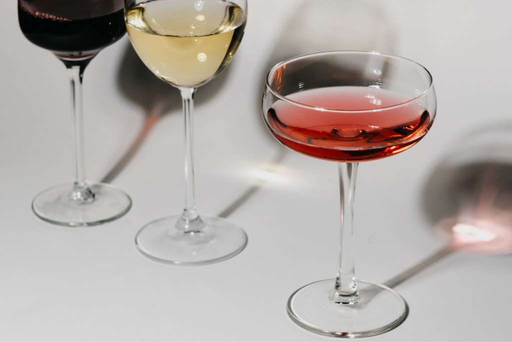 La produzione di vini dealcolati italiani cresce del 60% nel 2025, con un forte predominio dei zero alcohol e spumanti