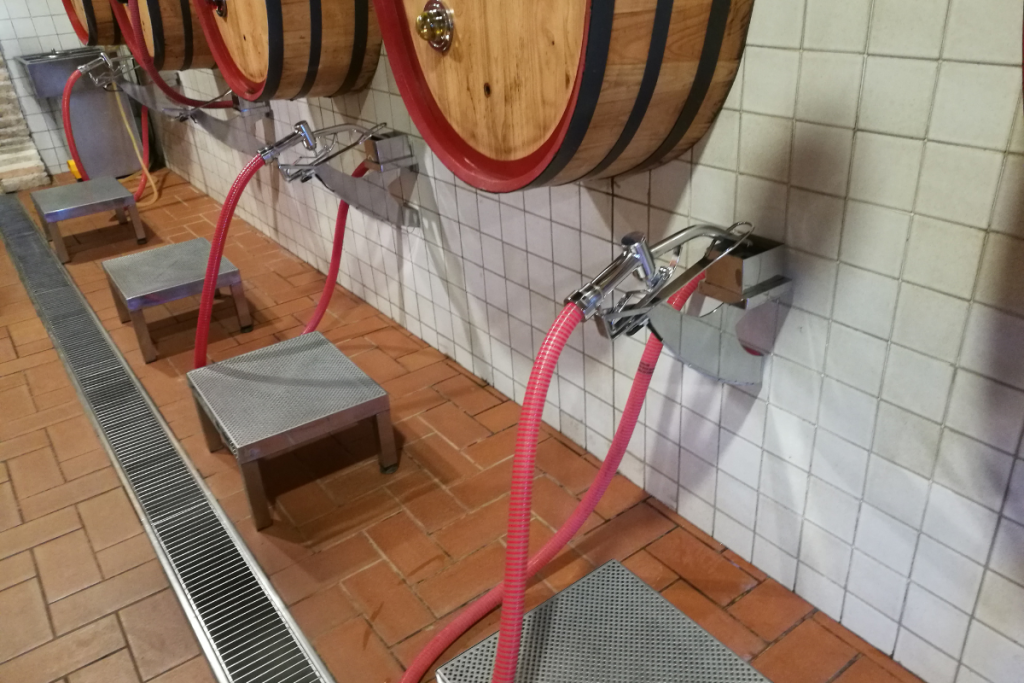 Vino sfuso prezzi in rialzo e strategie di approvvigionamento