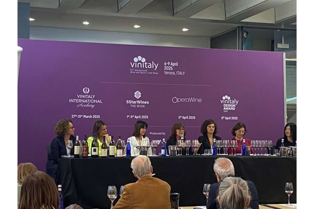 Donne e vino iconiche, ma anche artefici, in vigna come in cantina