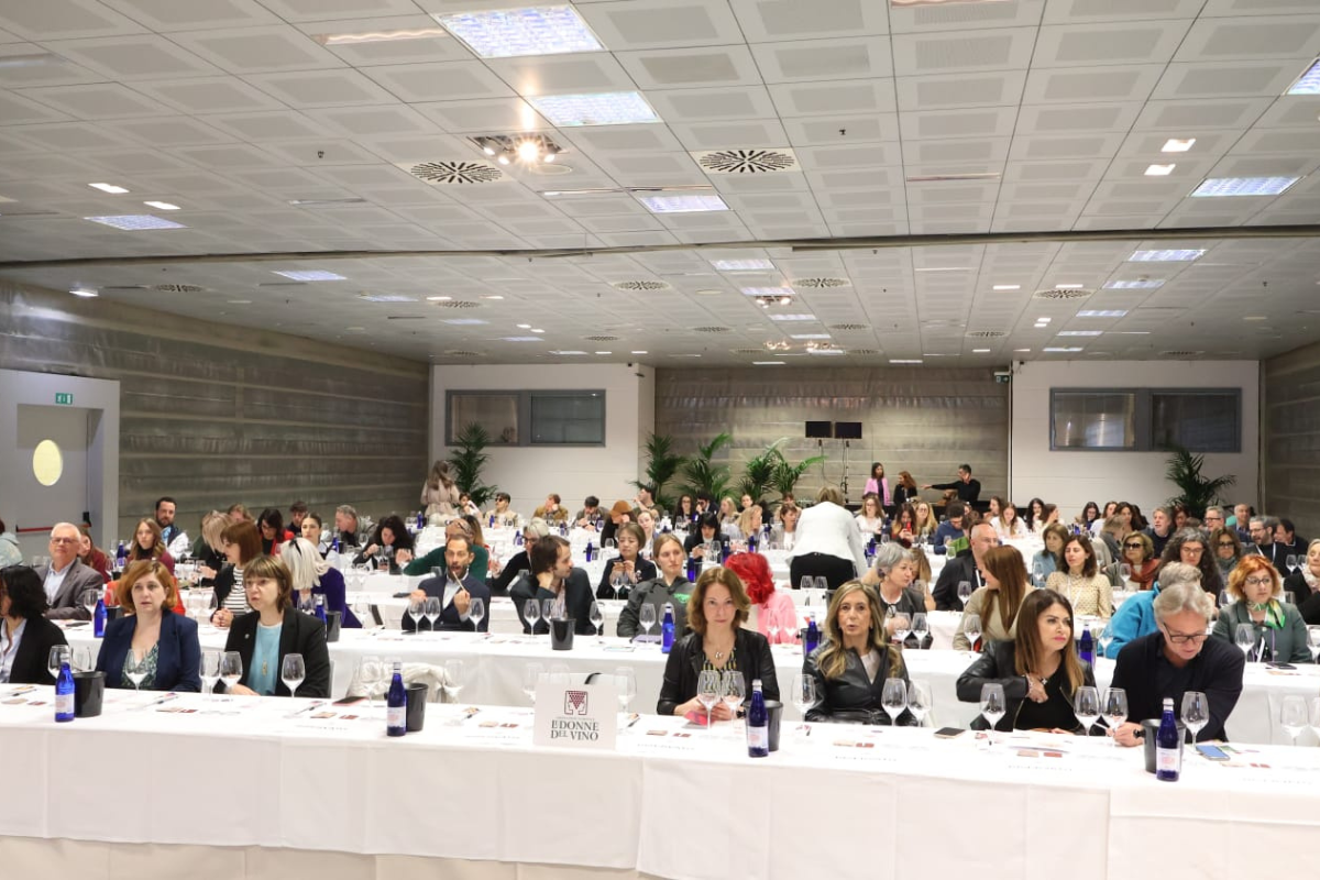 La Generazione Z beve vino ma ne sa poco una passione in cerca di consapevolezza