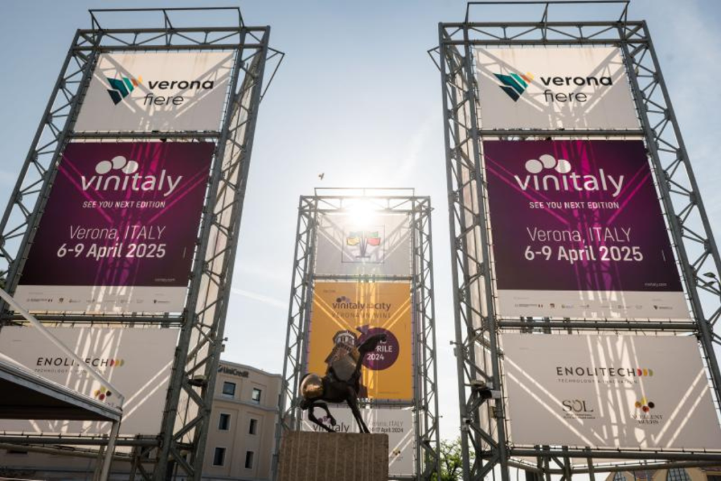 Vinitaly 2025 tra vetrina e verità