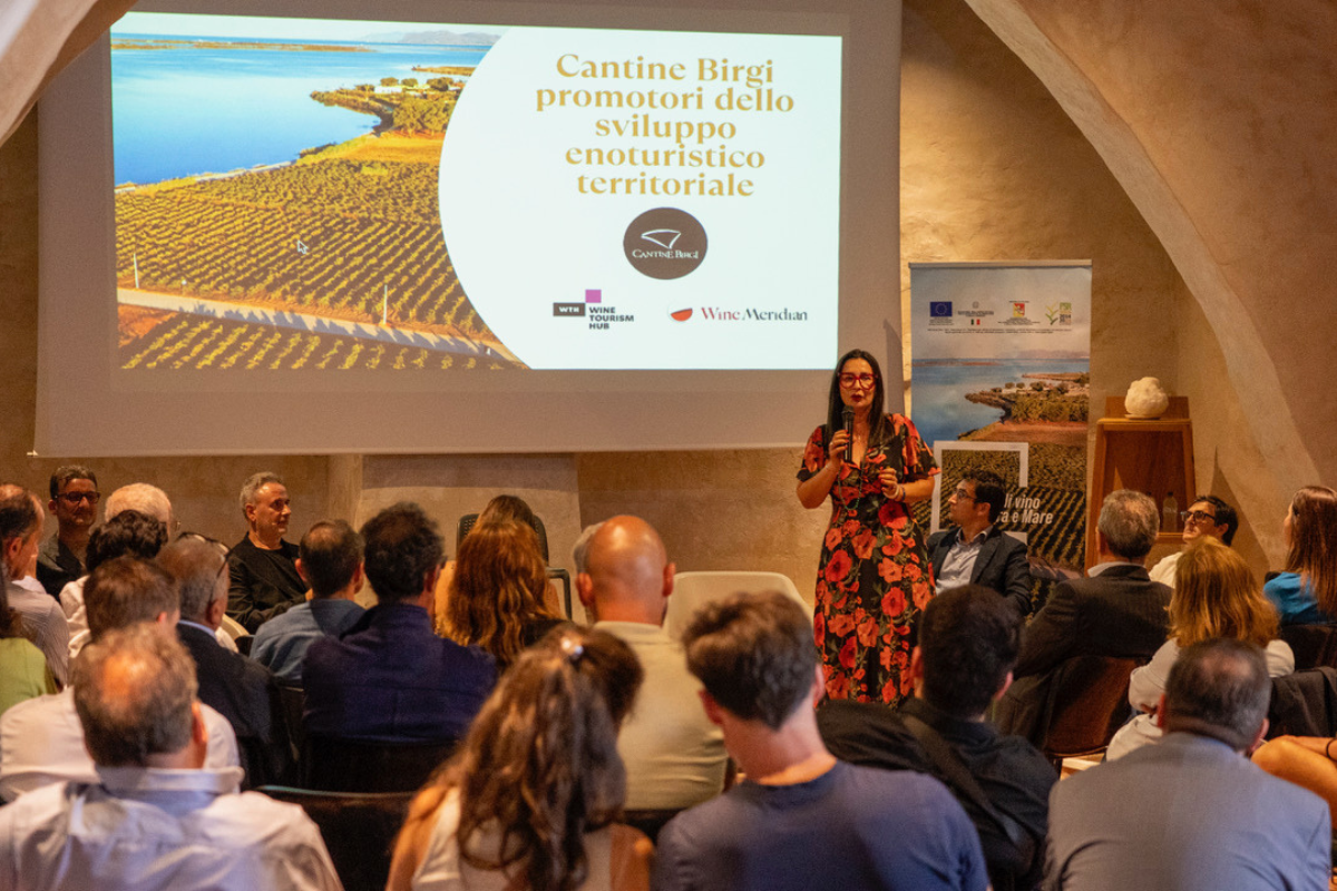 Il mercato HoReCa del vino in Italia affronta una fase di crisi e trasformazione con nuove strategie di vendita