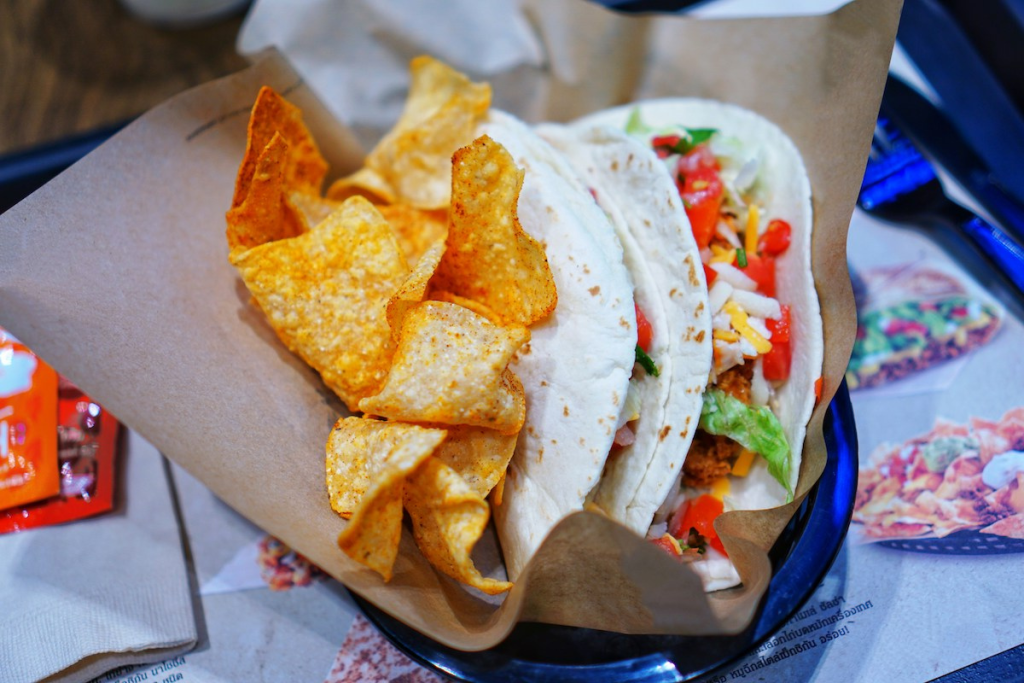 L'industria della ristorazione europea chiude il primo trimestre 2025 tra calo del traffico e aumento della spesa media