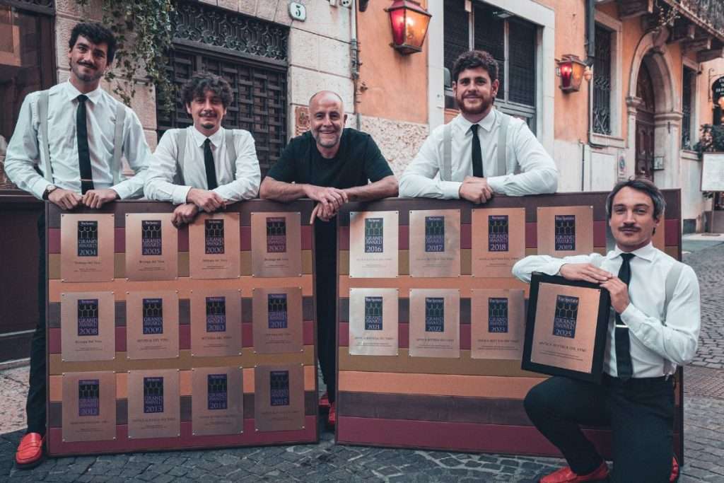 Antica Bottega del Vino, un'eccellenza mondiale che raddoppia
