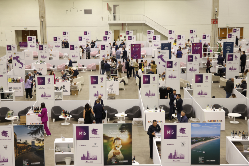 Vinitaly.USA 2025 il vino italiano riparte da Chicago con 2.200 operatori e nuove strategie