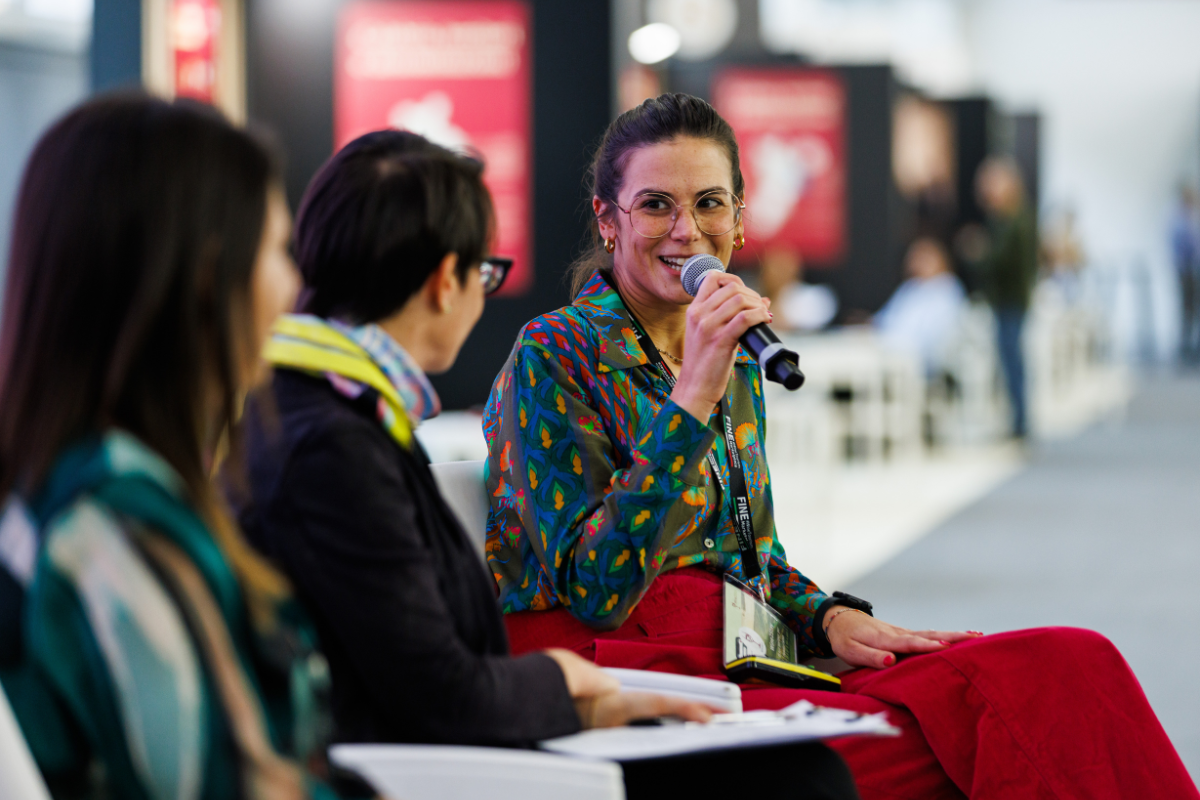 Enoturismo, l'amante infedele come conquistarlo tra yoga in vigna e 'Giri d'Italia' in cantina