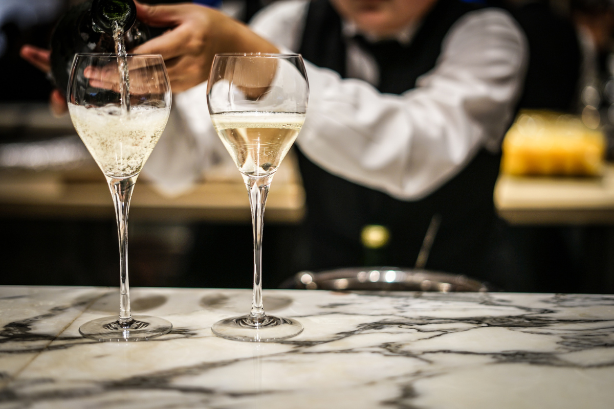 Consorzio Asti Docg main sponsor di EnjoyBook 2026 bollicine piemontesi tra teatro e musica