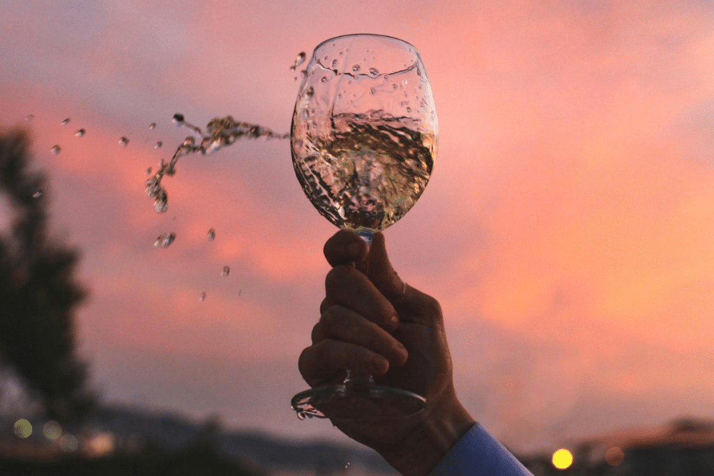 Il vino non è in crisi è il suo contesto a esserlo