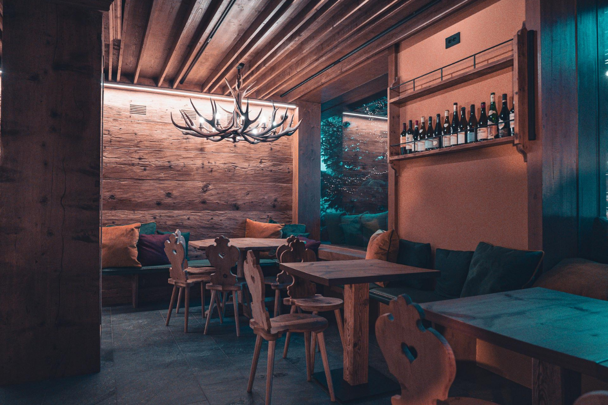 L'Antica Bottega del Vino apre a Cortina d'Ampezzo in vista delle Olimpiadi 2026