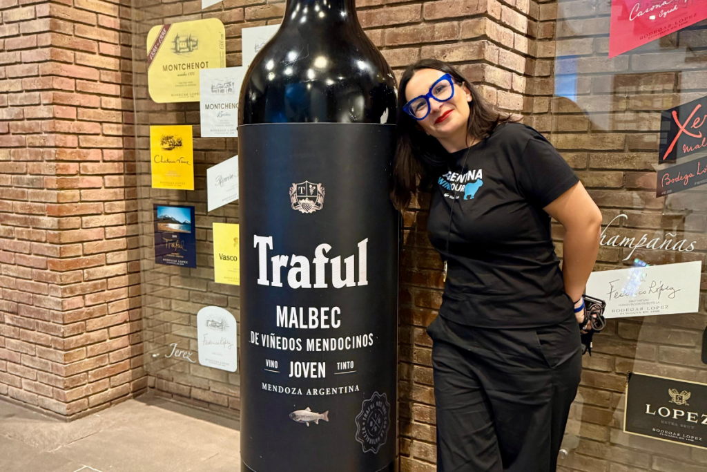 Perché continuiamo a fare tour internazionali (e perché qualcuno non lo capirà mai)