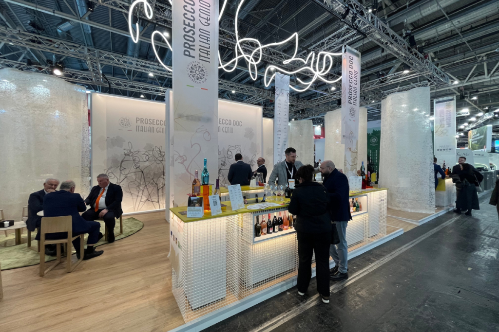 Prosecco DOC terzo mercato in Francia 667 milioni di bottiglie nel 2025