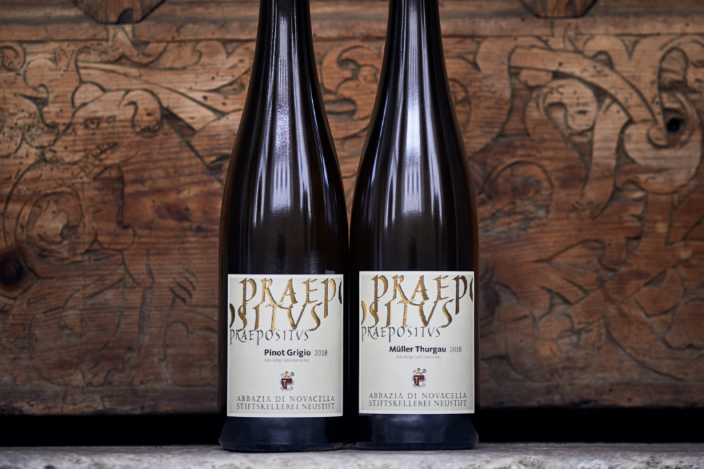 Abbazia di Novacella la primavera si apre tra mostre fotografiche, spiritualità e vino