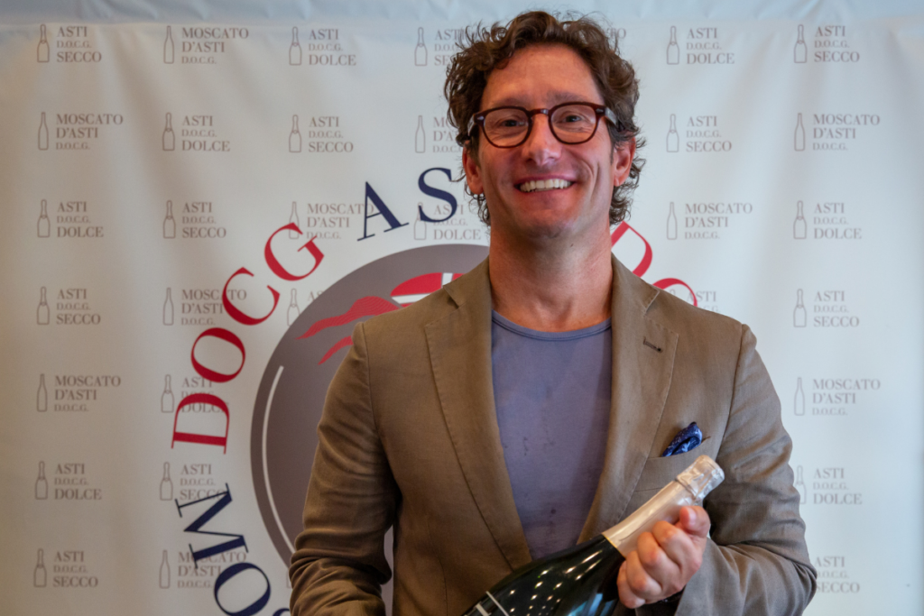 Asti DOCG, il 2025 chiude in calo dazi Usa e guerra in Ucraina frenano le vendite globali