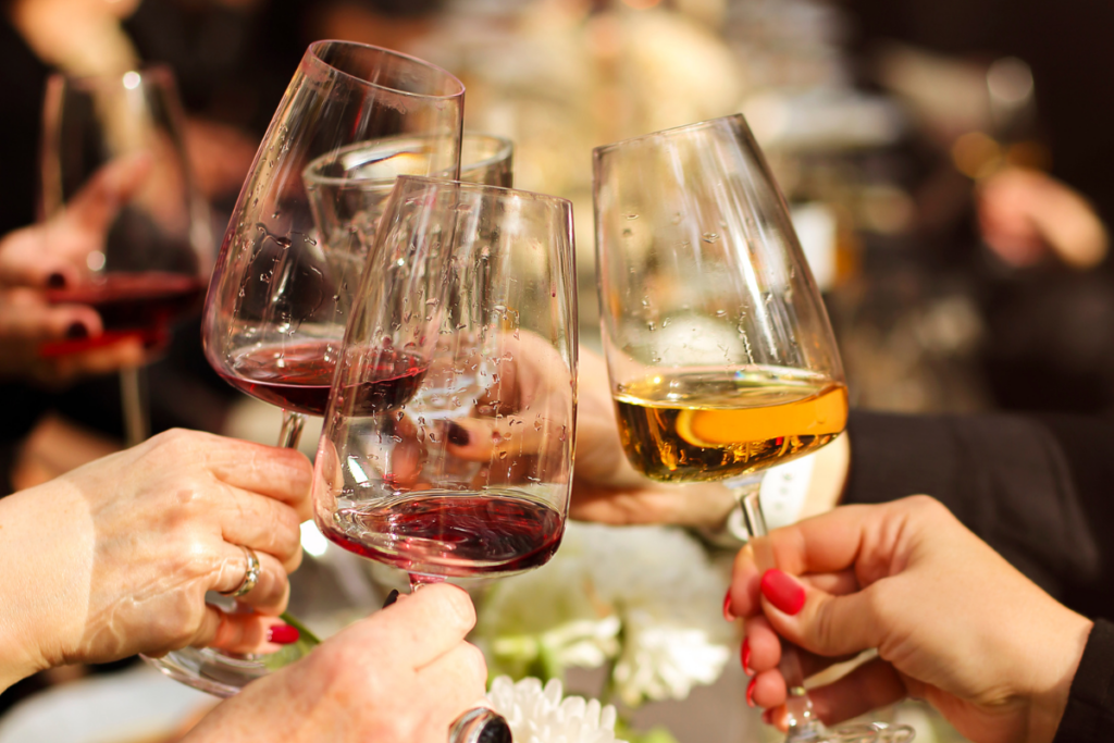 Ma adesso la Gen Z non brinda neanche più?