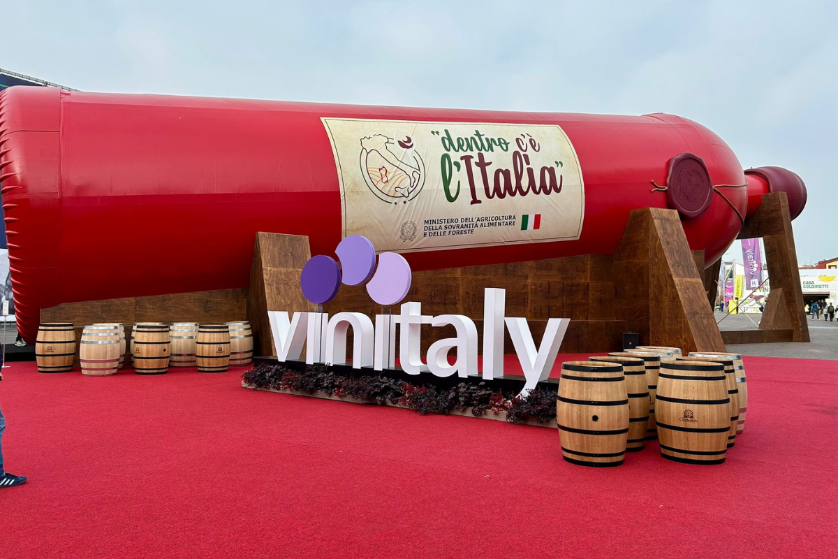 Vini Premium italiani, la sfida dell'export 12 mercati strategici per invertire la rotta