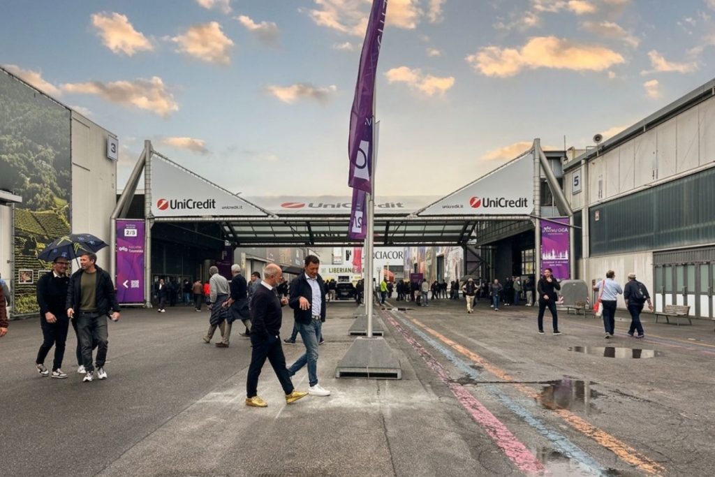 Vinitaly si parla tanto. Ma si dice poco