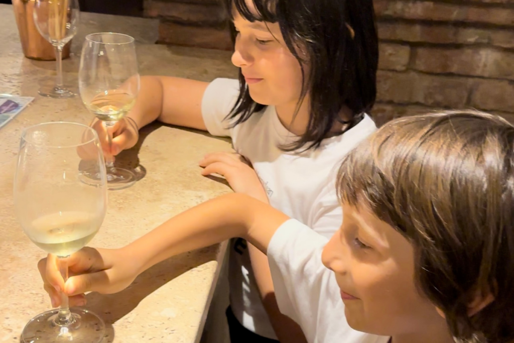 Esperienze in cantina per i bambini la tua azienda ne propone? Compila il questionario e raccontacelo