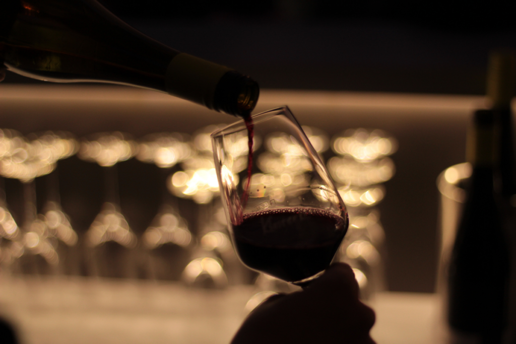 Fine wine, gigante con i piedi di argilla la fiducia è diventata il vero lusso