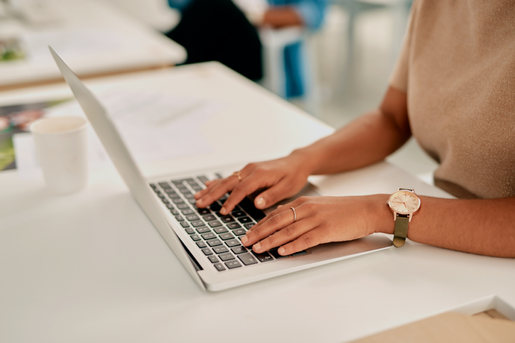 Enoturismo e primo contatto come la gestione delle email determina il successo delle prenotazioni