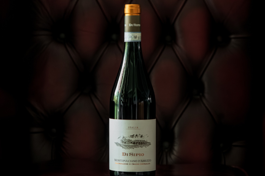 Di Sipio presenta il Montepulciano d’Abruzzo 2023, eleganza contemporanea tra Maiella e Adriatico